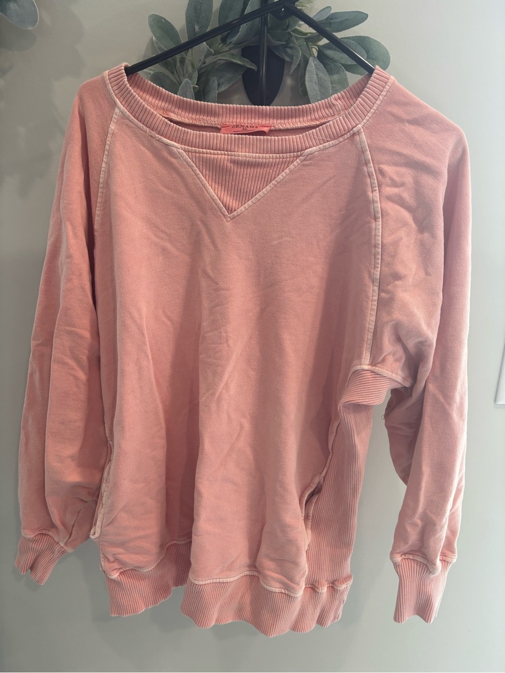 Soft coral Women's zenana xl Pullover Sweatshirt - Casual Comfort w/pockets